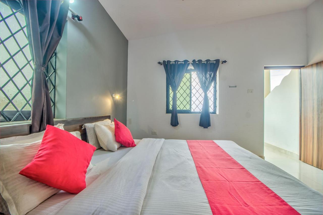 Beach Doorz Hotel Baga Luaran gambar