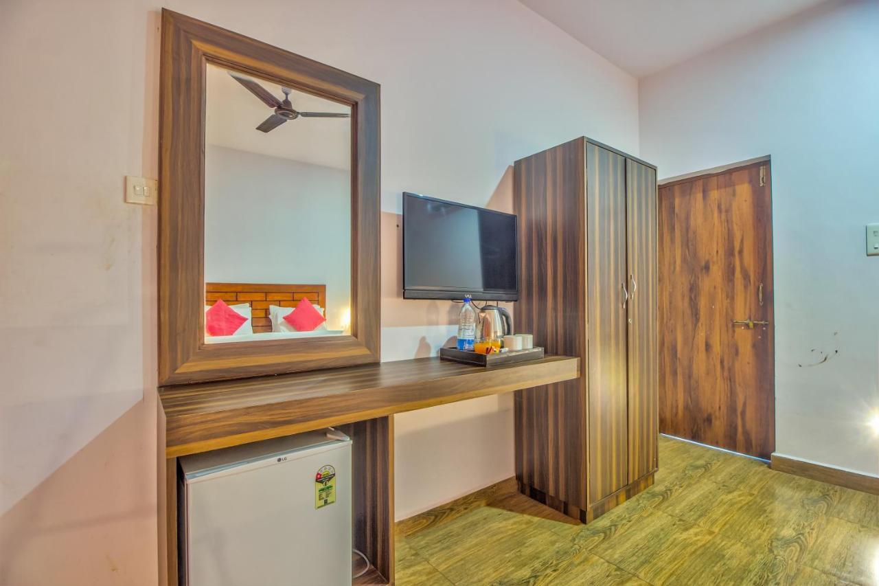 Beach Doorz Hotel Baga Luaran gambar