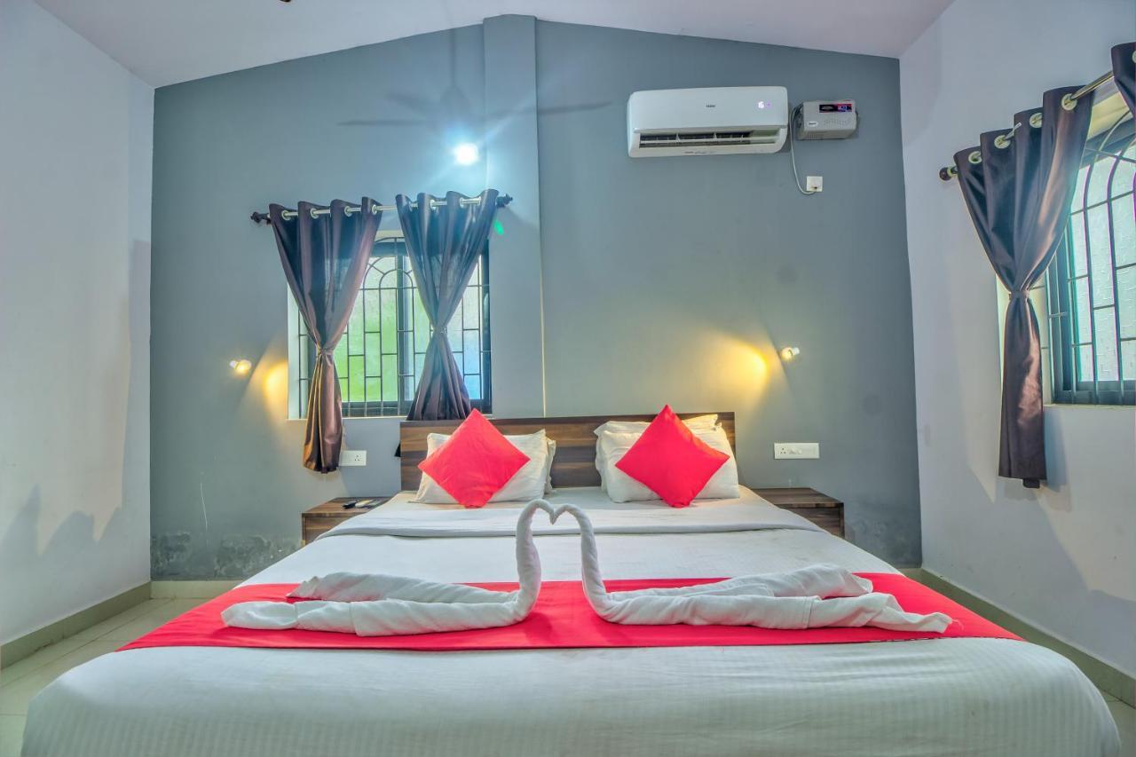 Beach Doorz Hotel Baga Luaran gambar