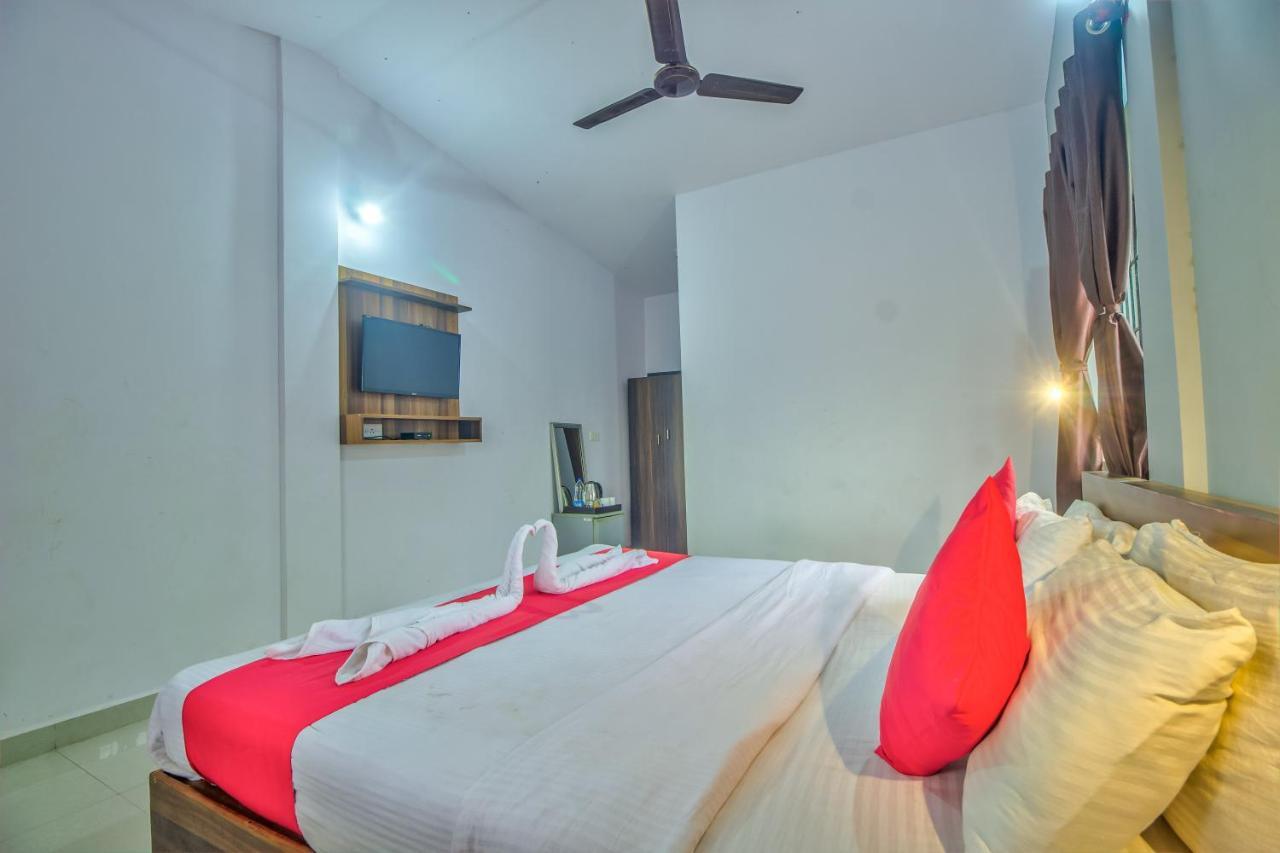 Beach Doorz Hotel Baga Luaran gambar